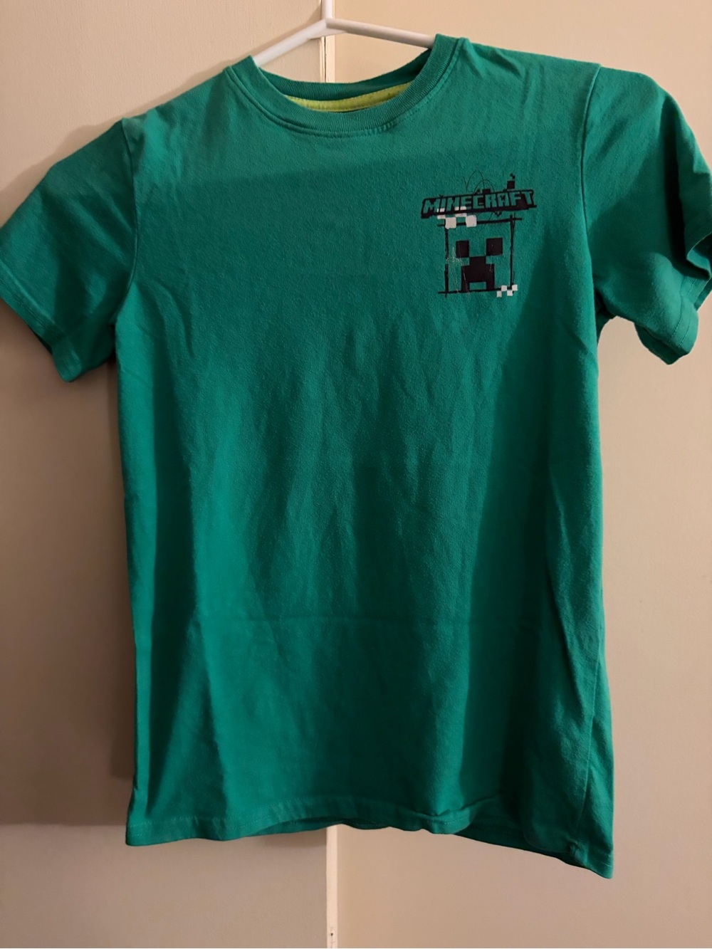 Green kids shirt sleeve Minecraft T-shirt